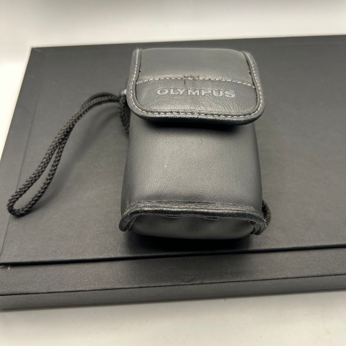 オリンパスのコンパクトフィルムカメラ「μ (ミュー) ZOOM 105 DELUXE