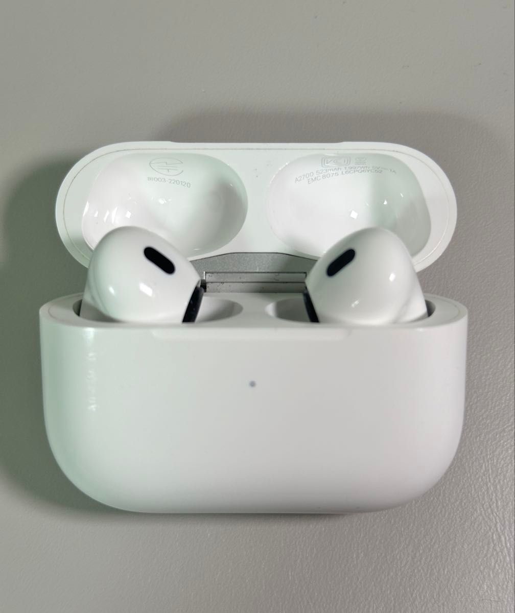 AirPods Pro 第2世代 lightning 美品｜Yahoo!フリマ（旧PayPayフリマ）