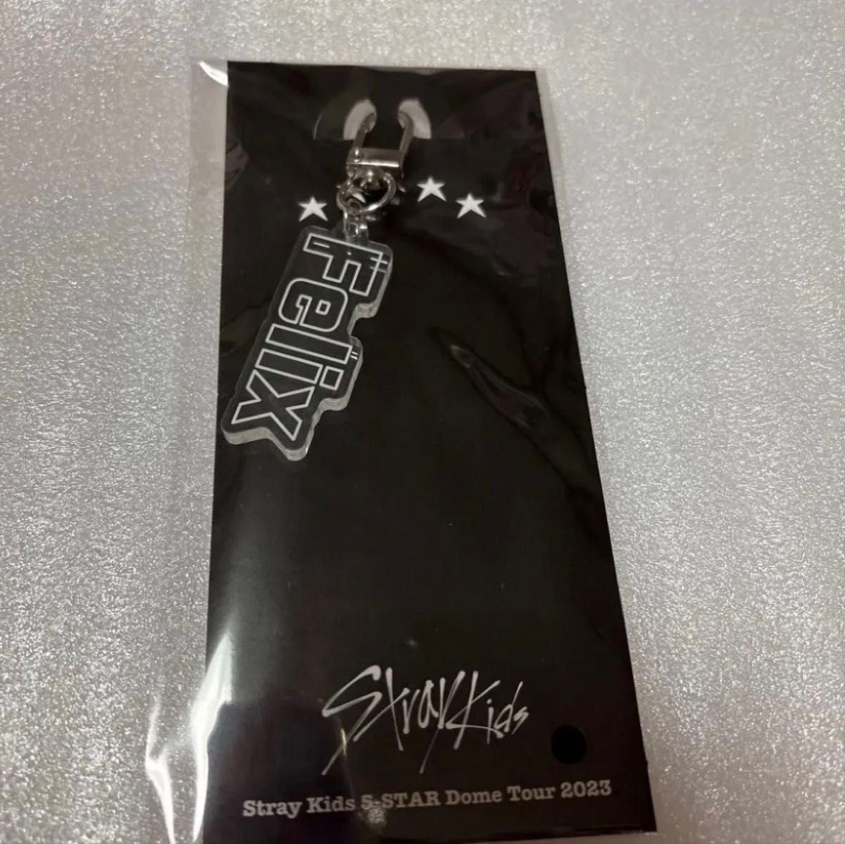 フィリックス アクリルネームキーホルダー スキズ stray kids｜Yahoo