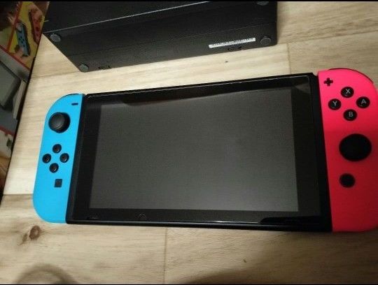 Nintendo Switch 本体 バッテリー強化版 2023年12月購入 Joy-Con