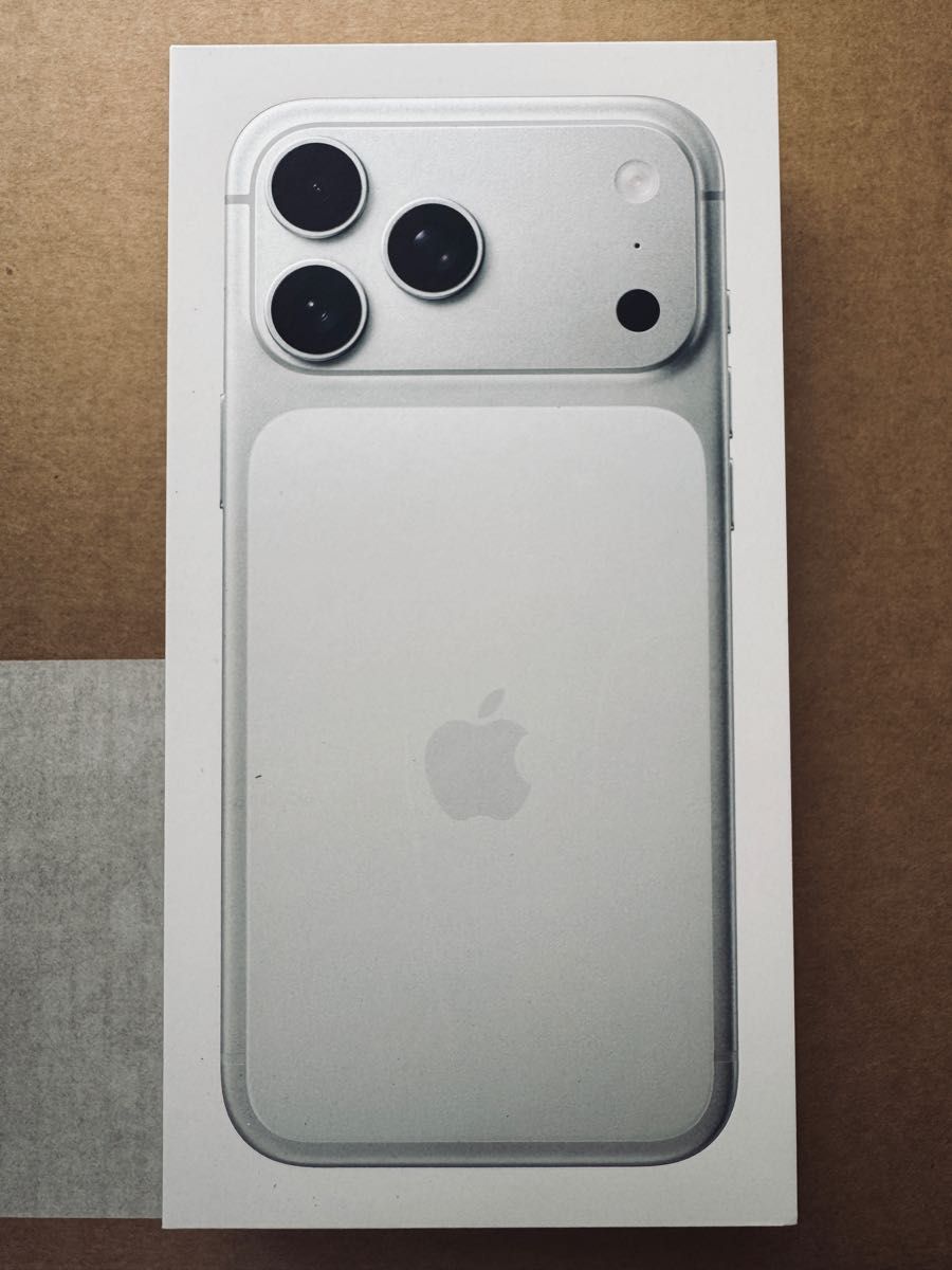 新品未開封】iPhone 17 Pro Max 256GB シルバー SIM フリー Apple