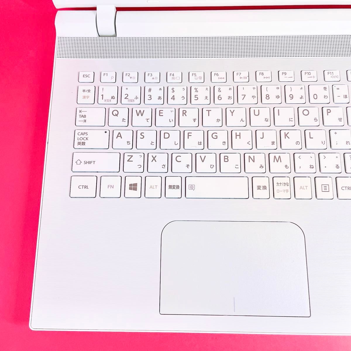 写真や動画の保存におすすめ大容量1TB】可愛いホワイト薄型ノート