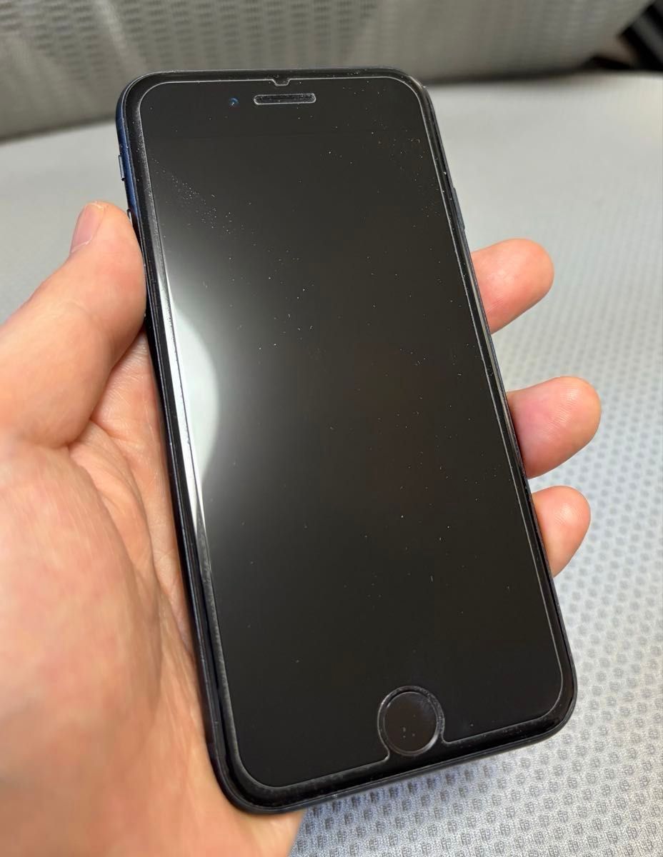 iPhone SE第3世代 64GBミッドナイトSIMフリー バッテリー100%｜Yahoo
