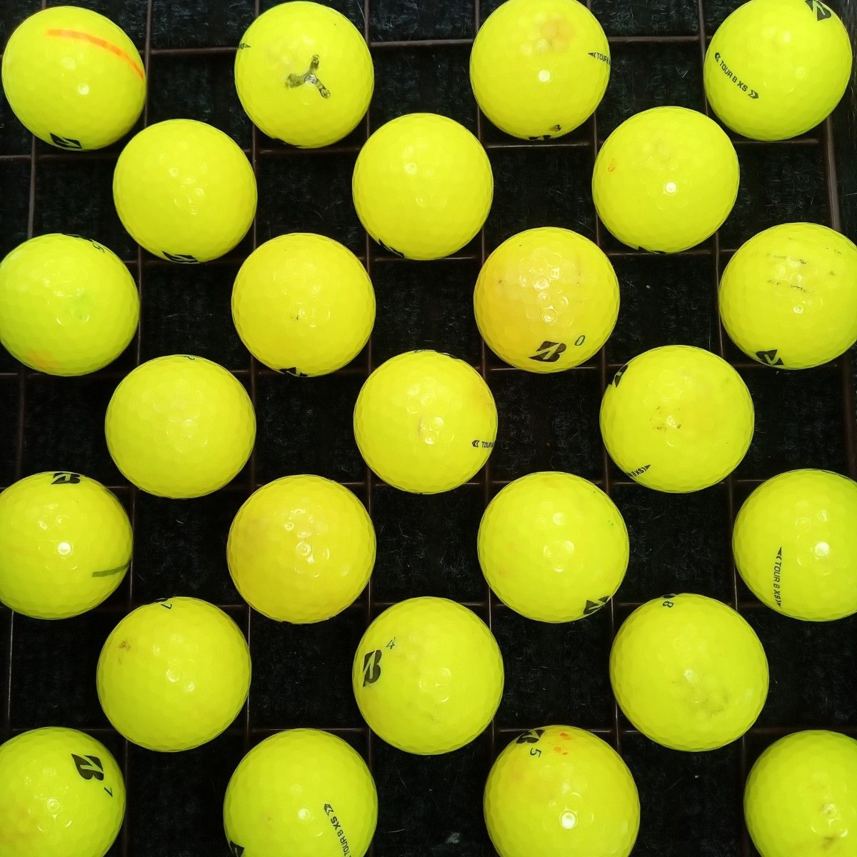 ブリヂストン TOURBXS (25球AB~B) ロストボール｜Yahoo!フリマ（旧