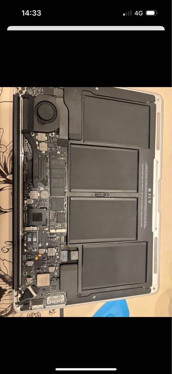 Apple MacBook Air シルバー 充電器付き｜Yahoo!フリマ（旧PayPayフリマ）