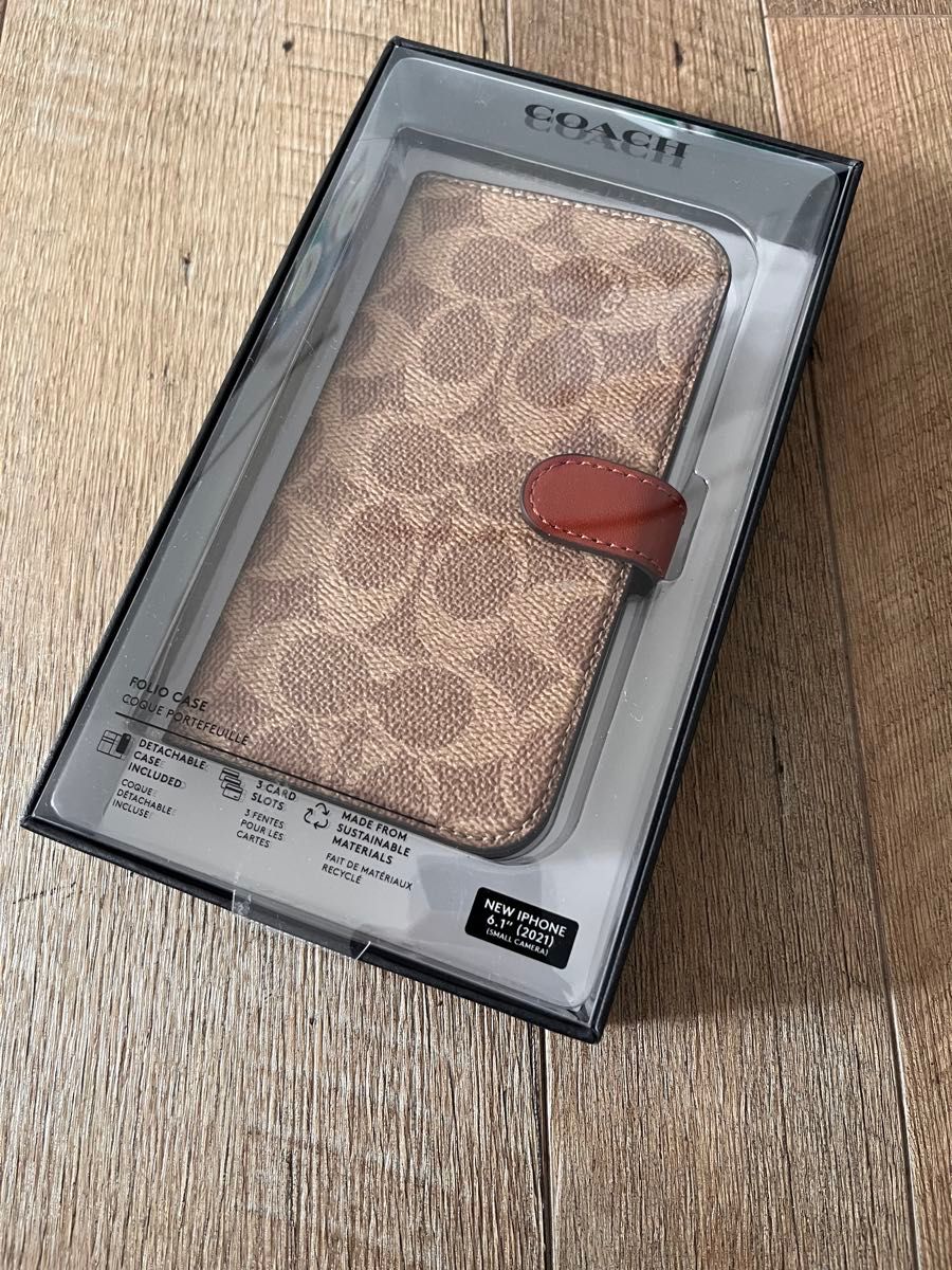 新品 COACH iPhone15用 手帳型 シグネチャー コーチ カーキ