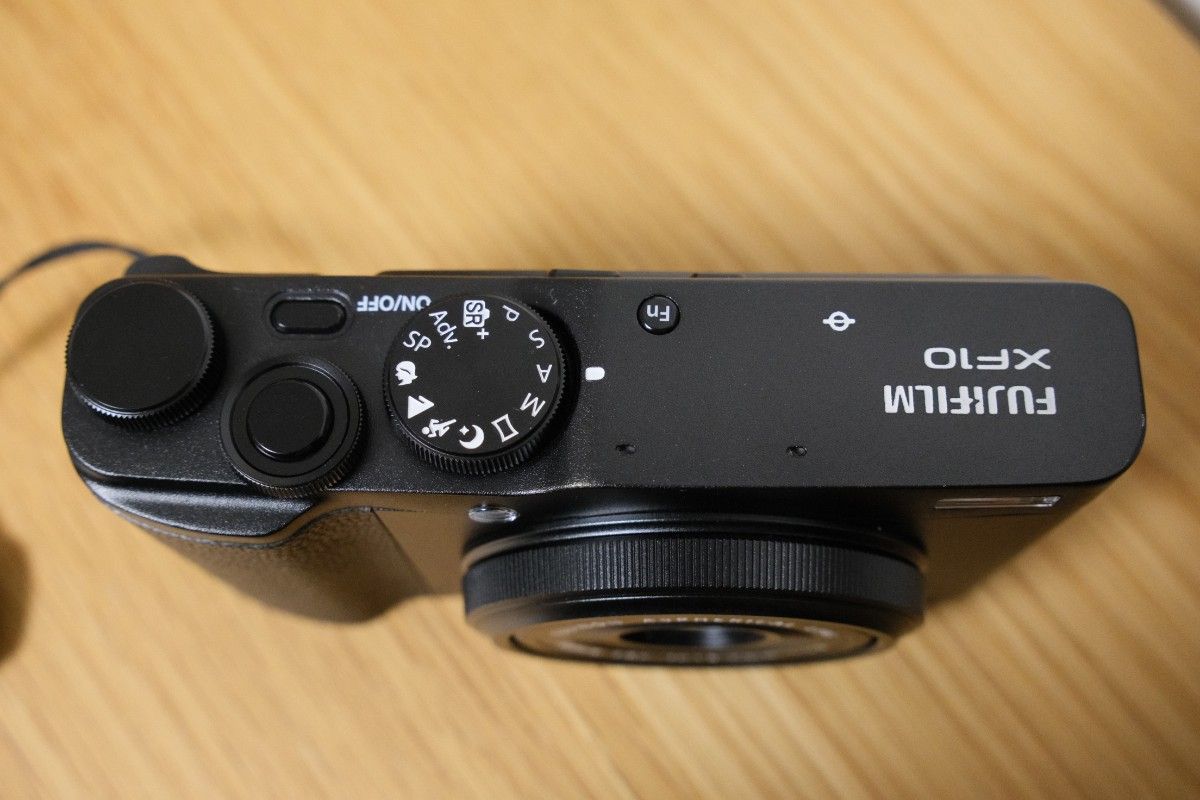 美品】XF10 フジフイルム 高級コンデジ FUJIFILM コンパクトデジタル