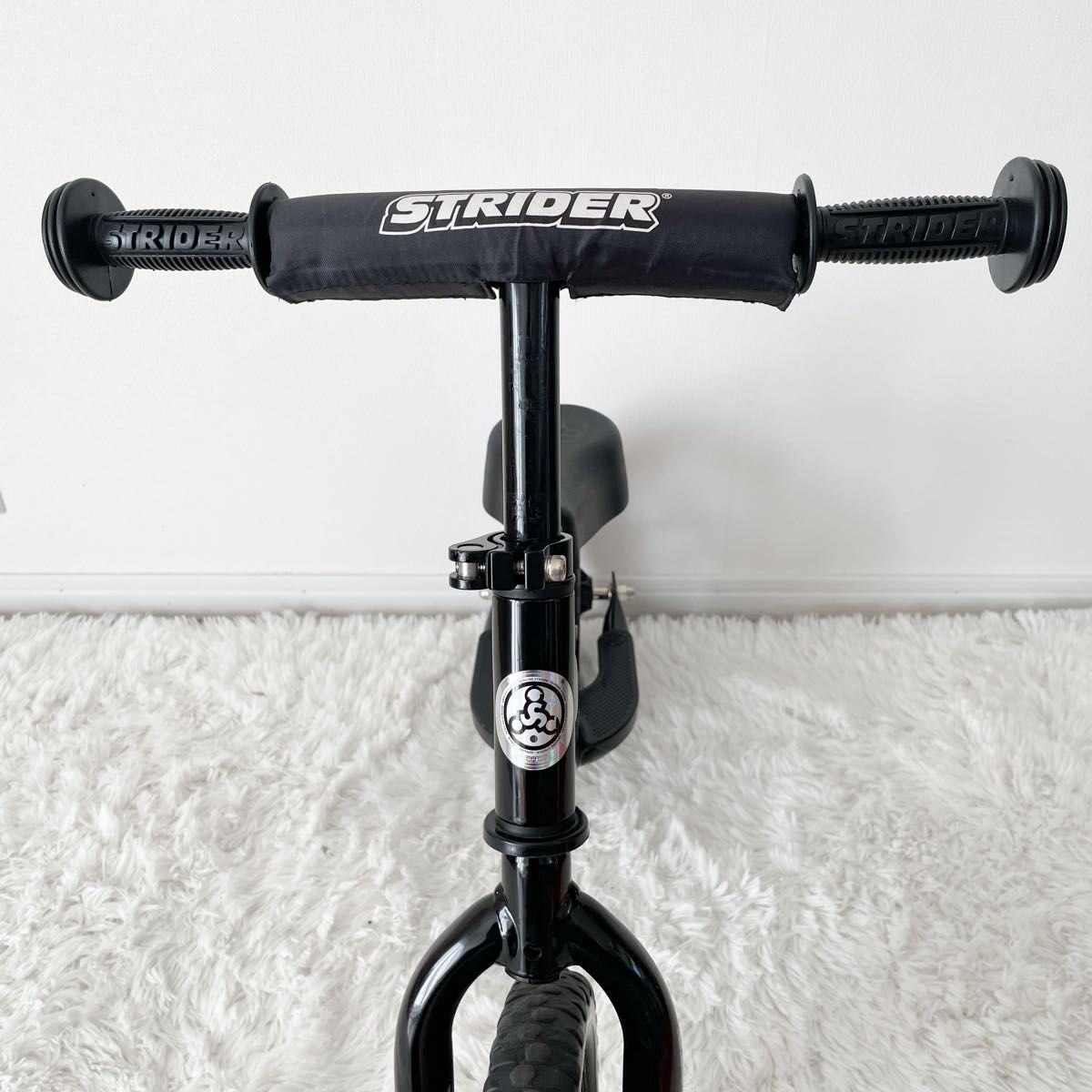 美品】ストライダー スポーツ 12インチ ブラック STRIDER バイク 付属