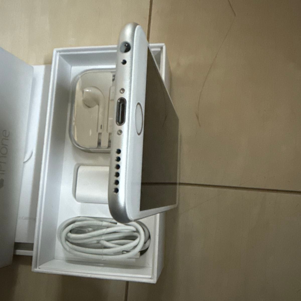 iPhone 6 64GB シルバー 欠品なし超美品 バッテリー100％｜Yahoo