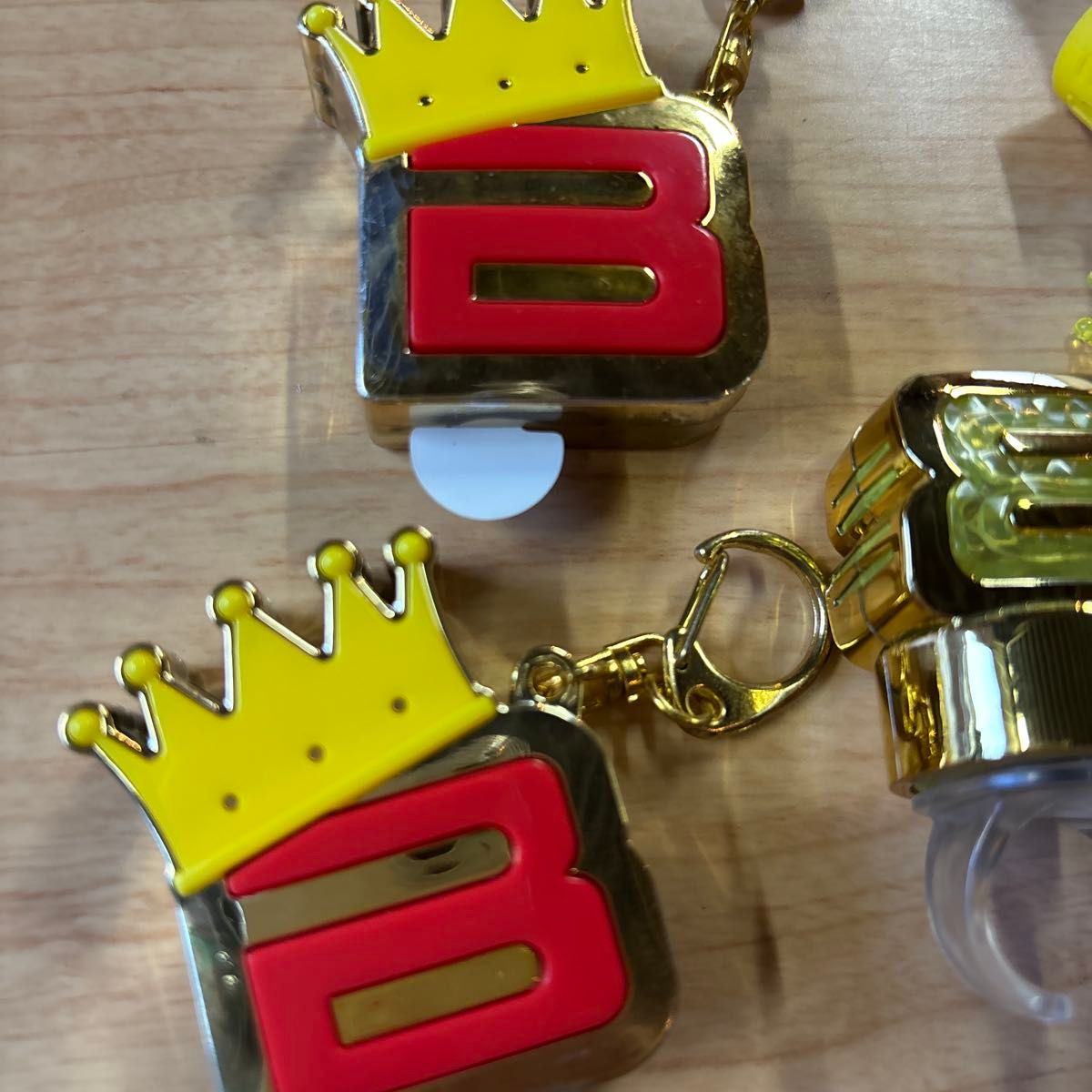 BIGBANG グッズ まとめ売り 缶バッジ キーホルダー｜Yahoo!フリマ（旧
