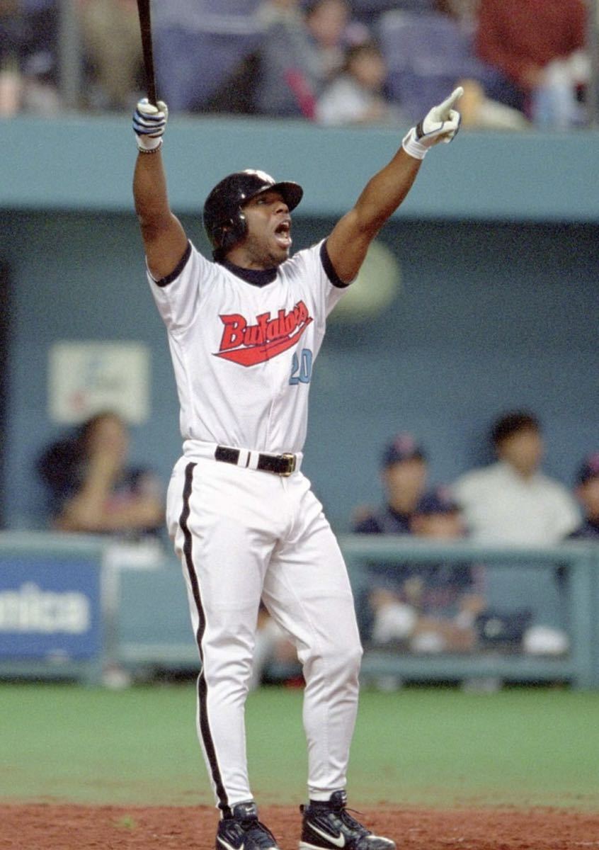 送料無料 即落 大阪近鉄バファローズ タフィ・ローズ選手ユニフォーム