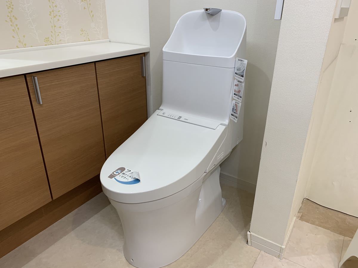 Yahoo!オークション - ショールーム展示未使用品/TOTO/ウォシュレット