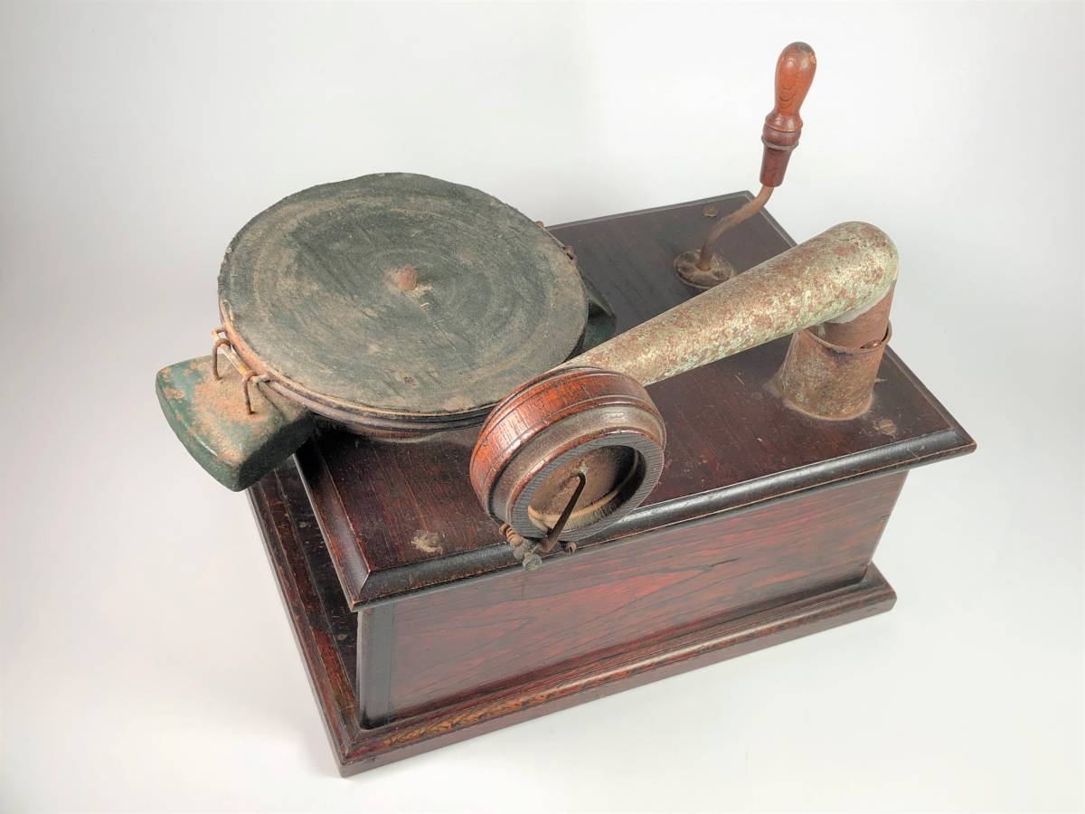 Yahoo!オークション - クトウ蓄音機 手回し式 戦前 大正期 希少品 稼働