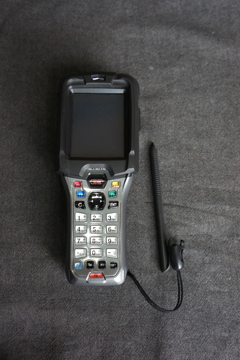 美品 動作通信確認済 KEYENCE BT-W85 ハンディターミナル 充電器BT