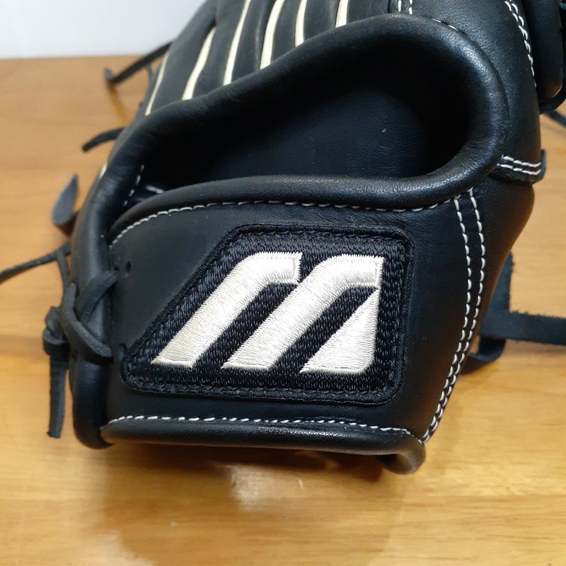 ミズノ イチローモデル プラチナラベル Mマーク MIZUNO 一般用大人
