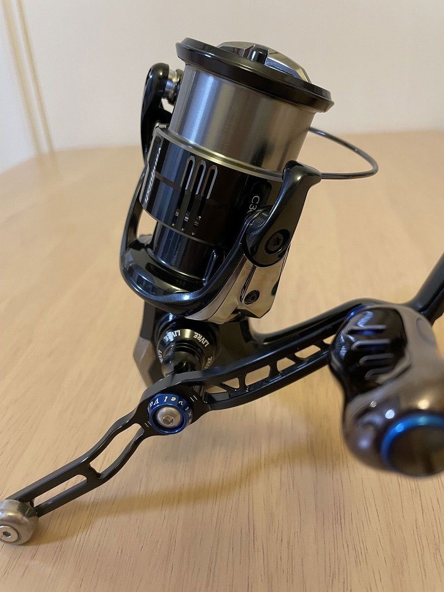美品 シマノ 19 ヴァンキッシュ C3000SDH + リブレハンドルカスタム