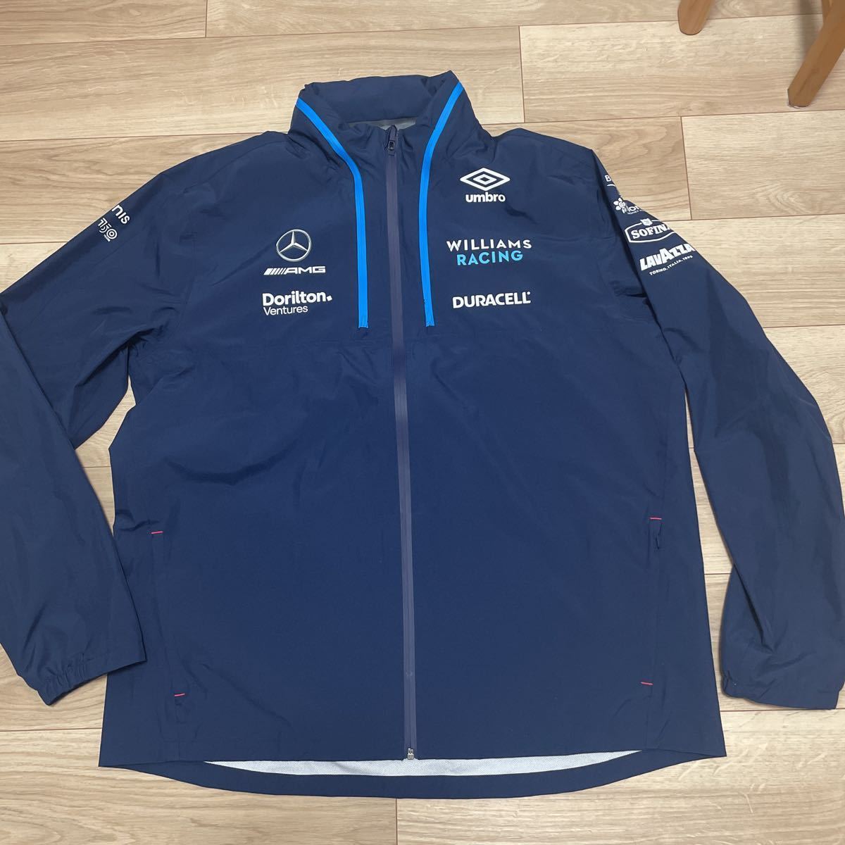 Yahoo!オークション - 2022 ウィリアムズ レーシングF1 チーム支給品