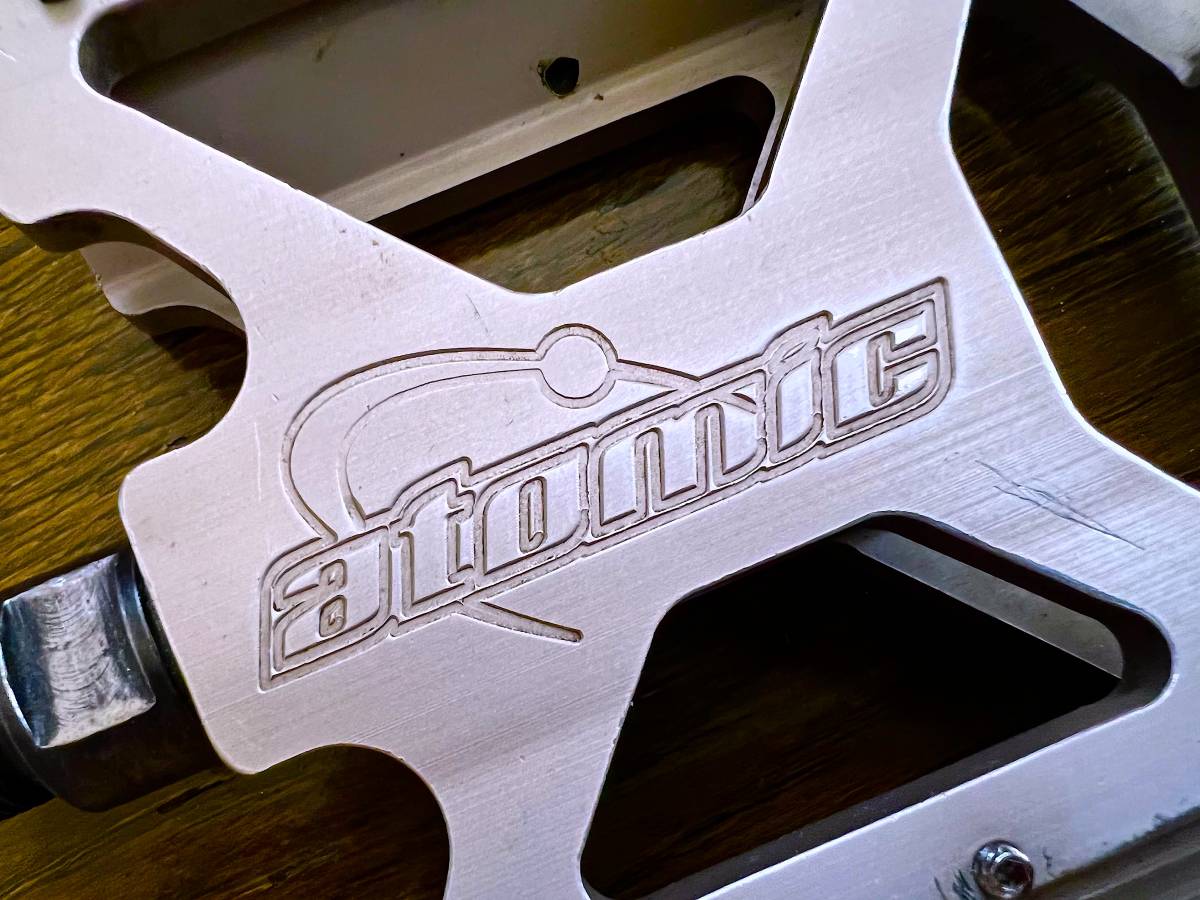 Yahoo!オークション - atomic FLATBOY FLAT BOY atomlab 第1号製品 フ