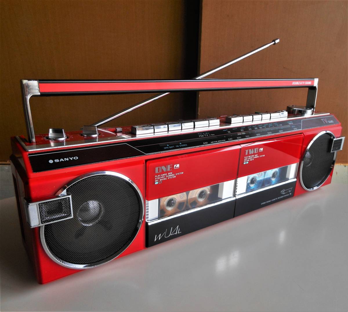Yahoo!オークション - 80s SANYO 小型ダブルラジカセ MR-WU4L 人気色