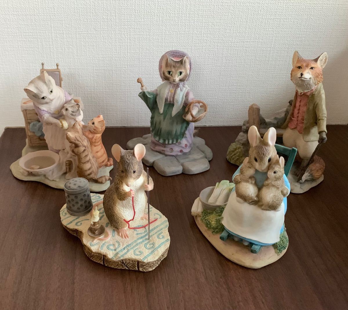 グロースターの仕立て屋 フィギュリン ピーターラビット ボーダー