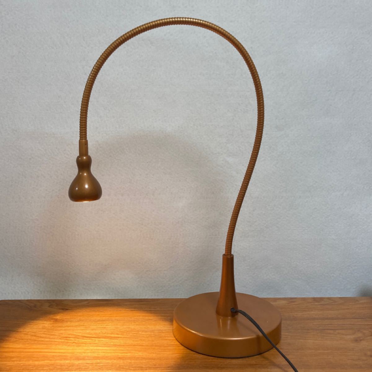 IKEA 廃番 LED デスクランプ デスクライト カッパーゴールド