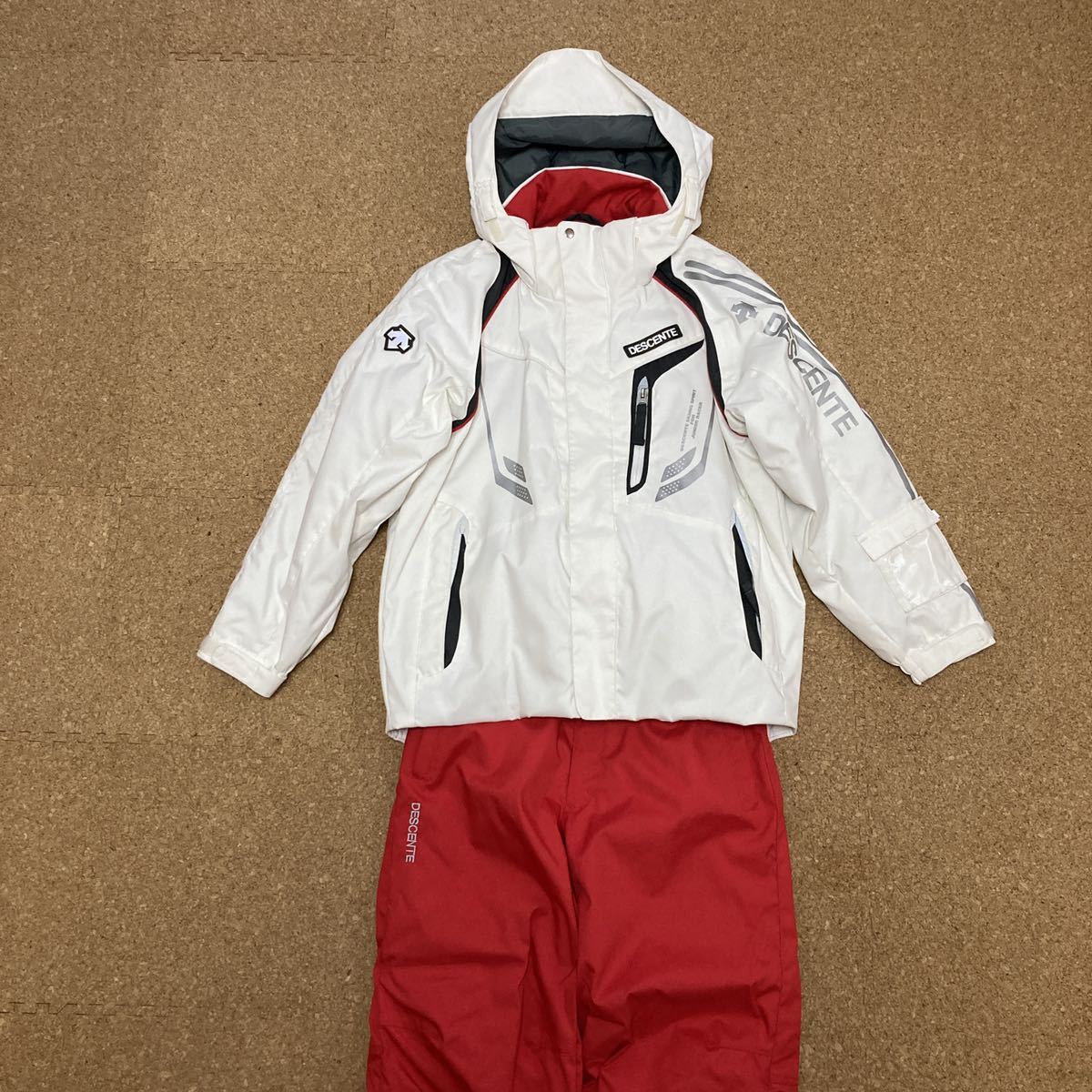 デサント DESCENTE スキーウェア 上下 セット 子供 キッズ スノボ