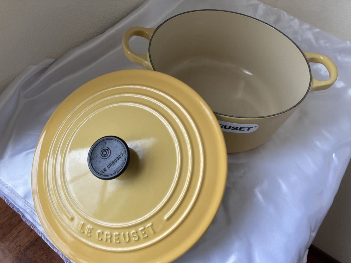 ル・クルーゼ LE CREUSET ココットロンド ホーロー 両手鍋 黄色 中古