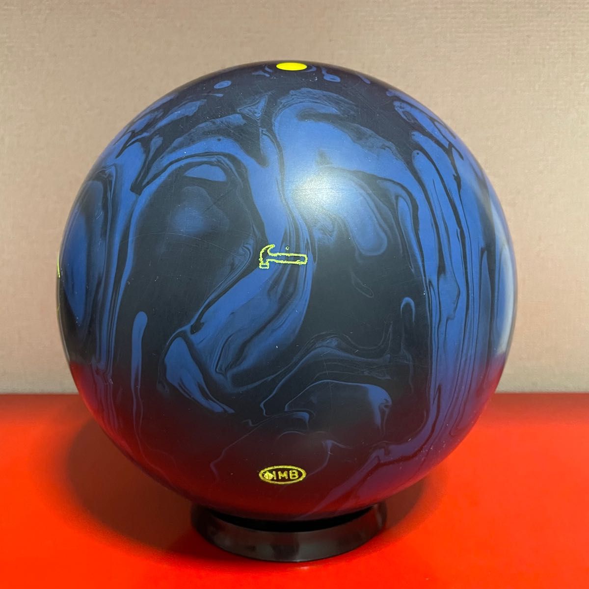 ボウリングボール ハンマー・ブラックウィドー・ダークレジェンド