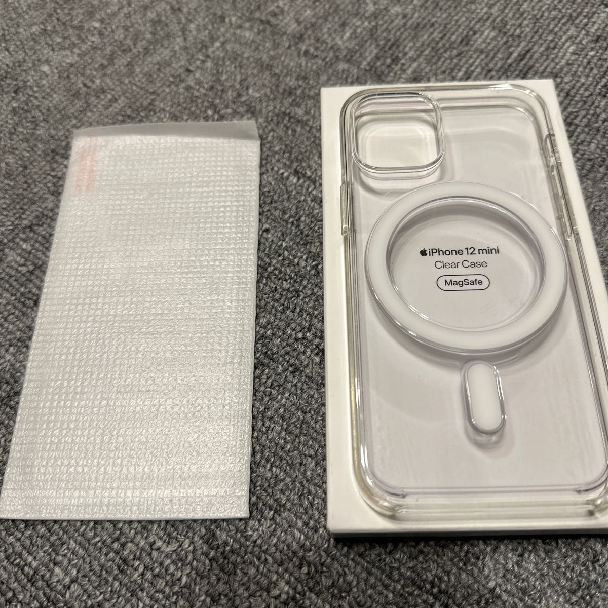 iPhone 12 mini 256GB ホワイト SIMフリー 純正クリアケース&ガラス