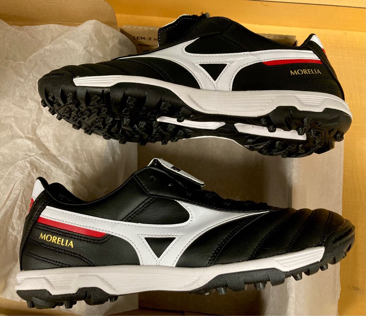 専用出品 日本未発売 新品 ミズノ モレリア2 PRO AS 27cm月曜日発送