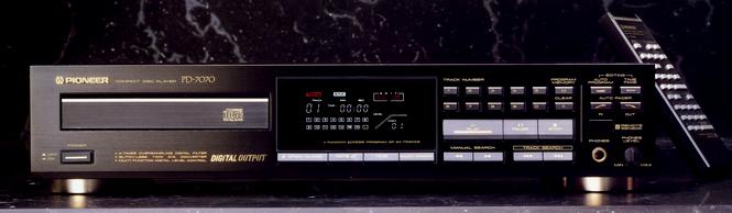 Pioneer PD-7070の仕様 パイオニア