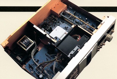 TEAC V-7010の仕様 ティアック