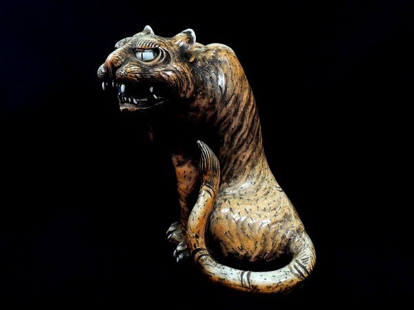 Yahoo!オークション -「虎 置物」(信楽) (日本の陶磁)の落札相場・落札価格