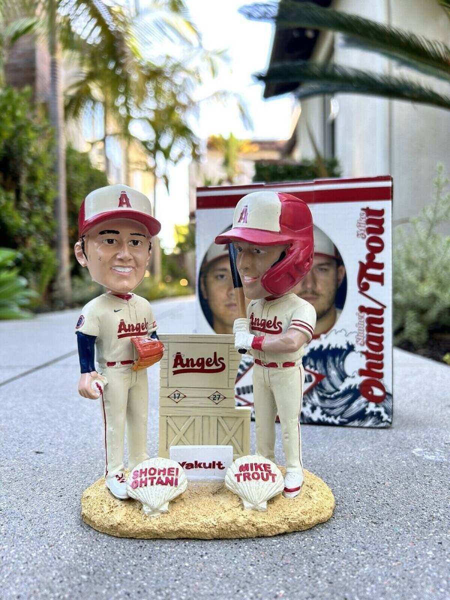 Yahoo!オークション -「大谷 トラウト ボブルヘッド」の落札相場・落札価格