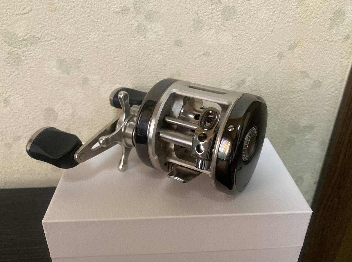 Yahoo!オークション -「リョービ バリウス」(リョービ) (ベイトリール