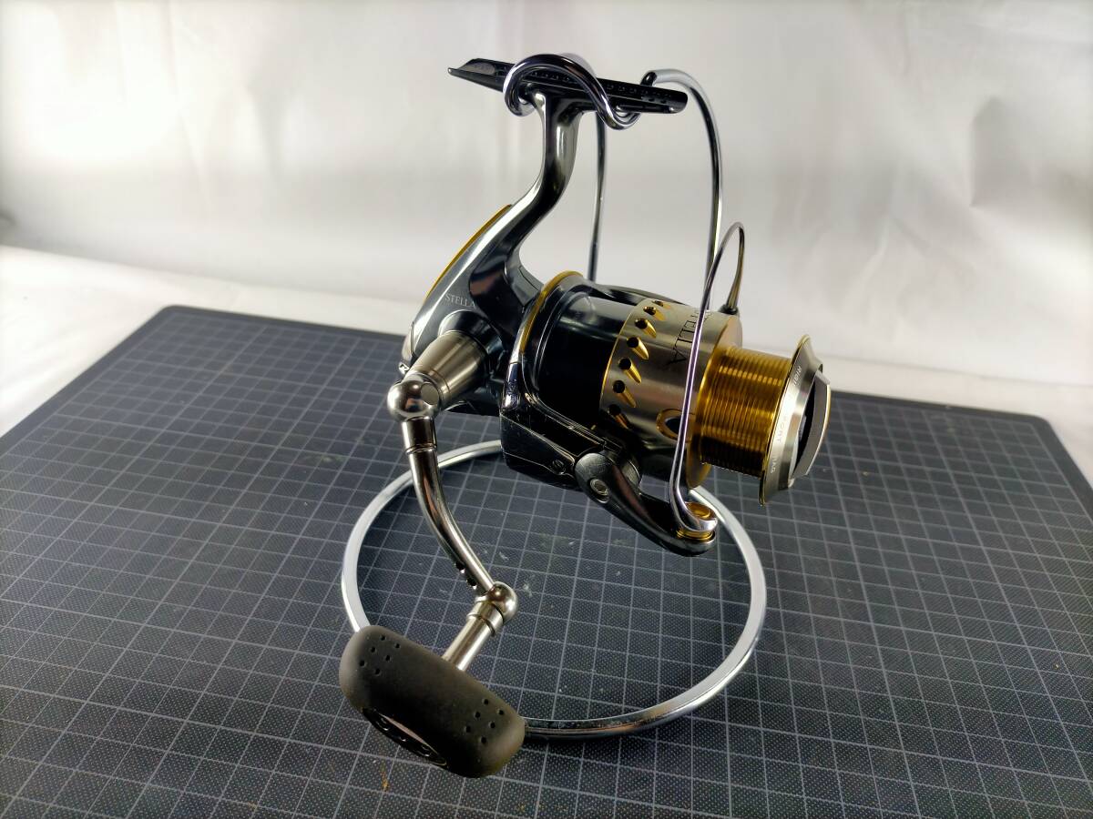 Yahoo!オークション -「シマノ04ステラ」(スピニングリール) (リール
