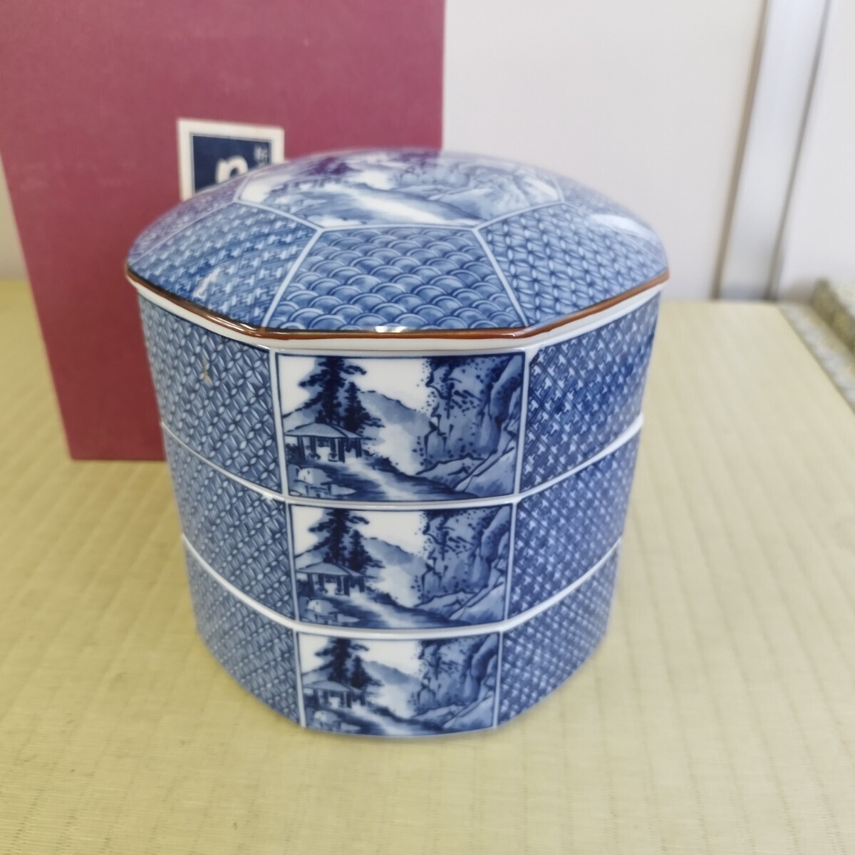 Yahoo!オークション - 「古伊万里 三段重」の落札相場・落札価格