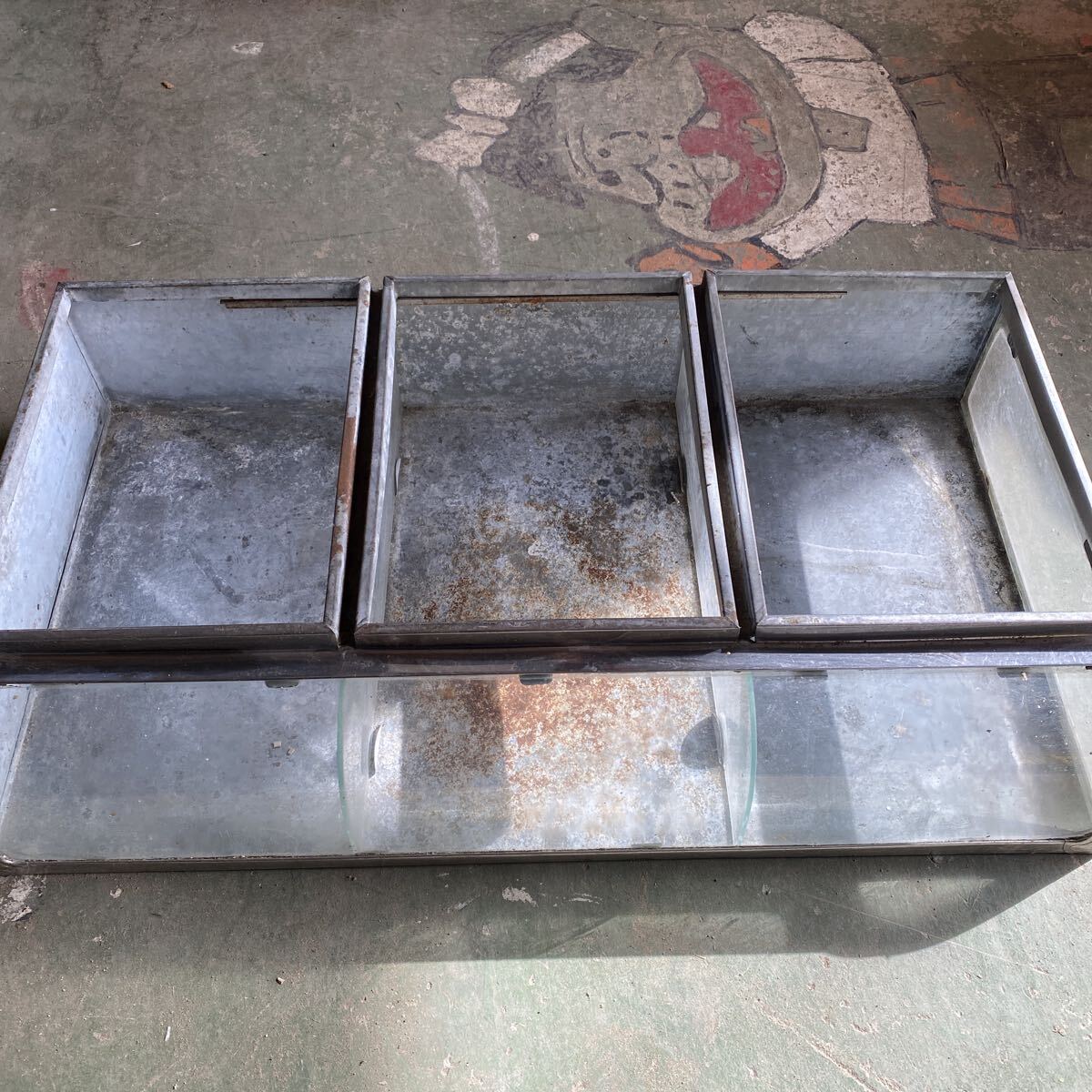 Yahoo!オークション -「駄菓子屋 ブリキケース」(店舗什器) (雑貨)の