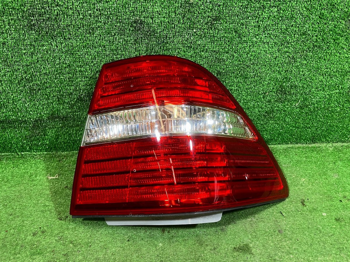 Yahoo!オークション -「セルシオ 30 後期 テール 右」の落札相場・落札価格