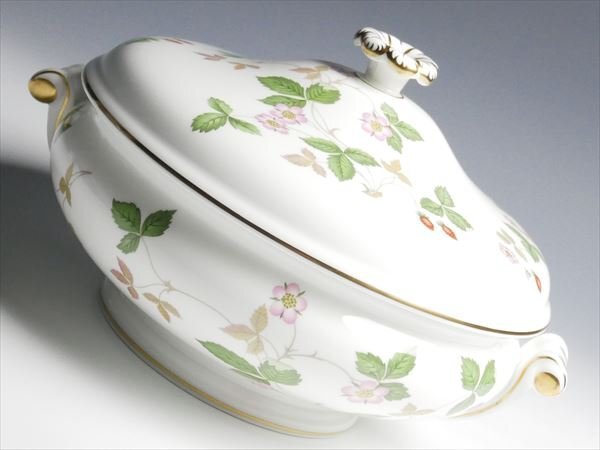 Yahoo!オークション -「ウェッジウッド ワイルドストロベリー スープ