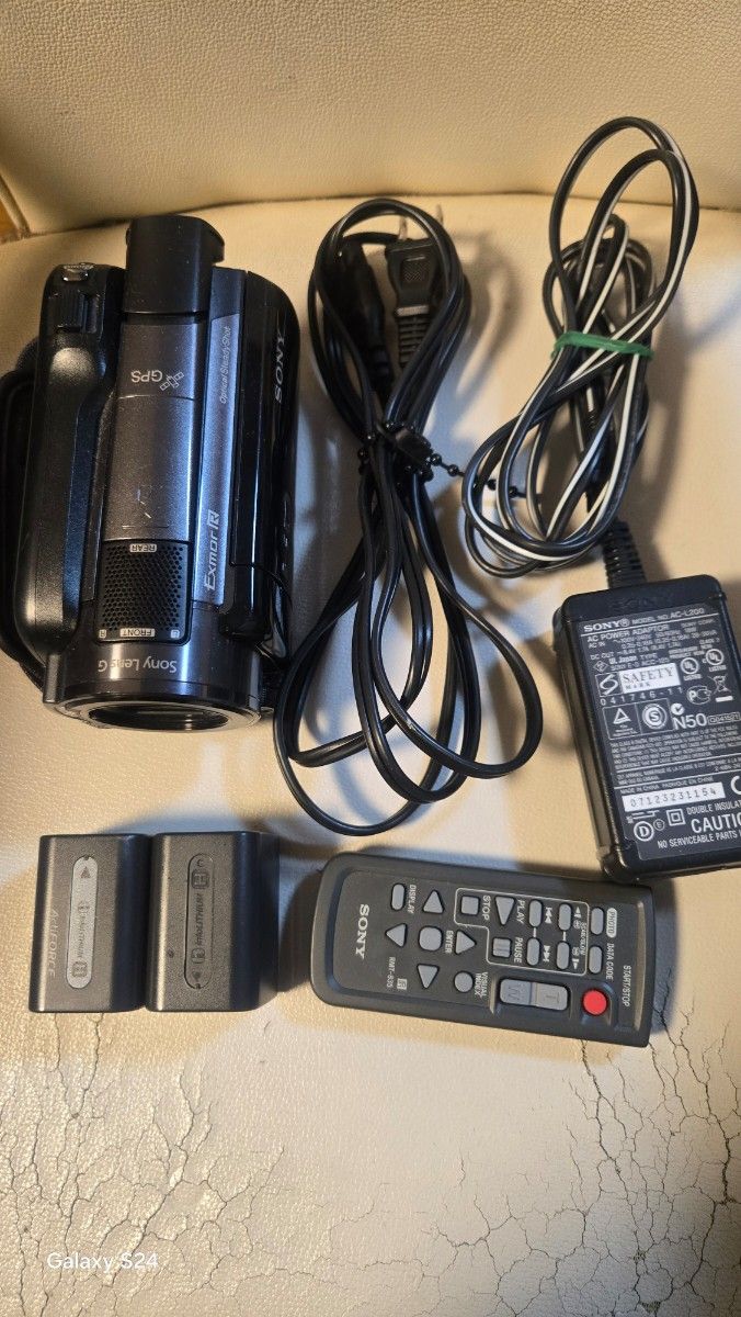 Sony HDR-XR520V 240GB ハンディカム 動作確認済 オマケ付｜Yahoo