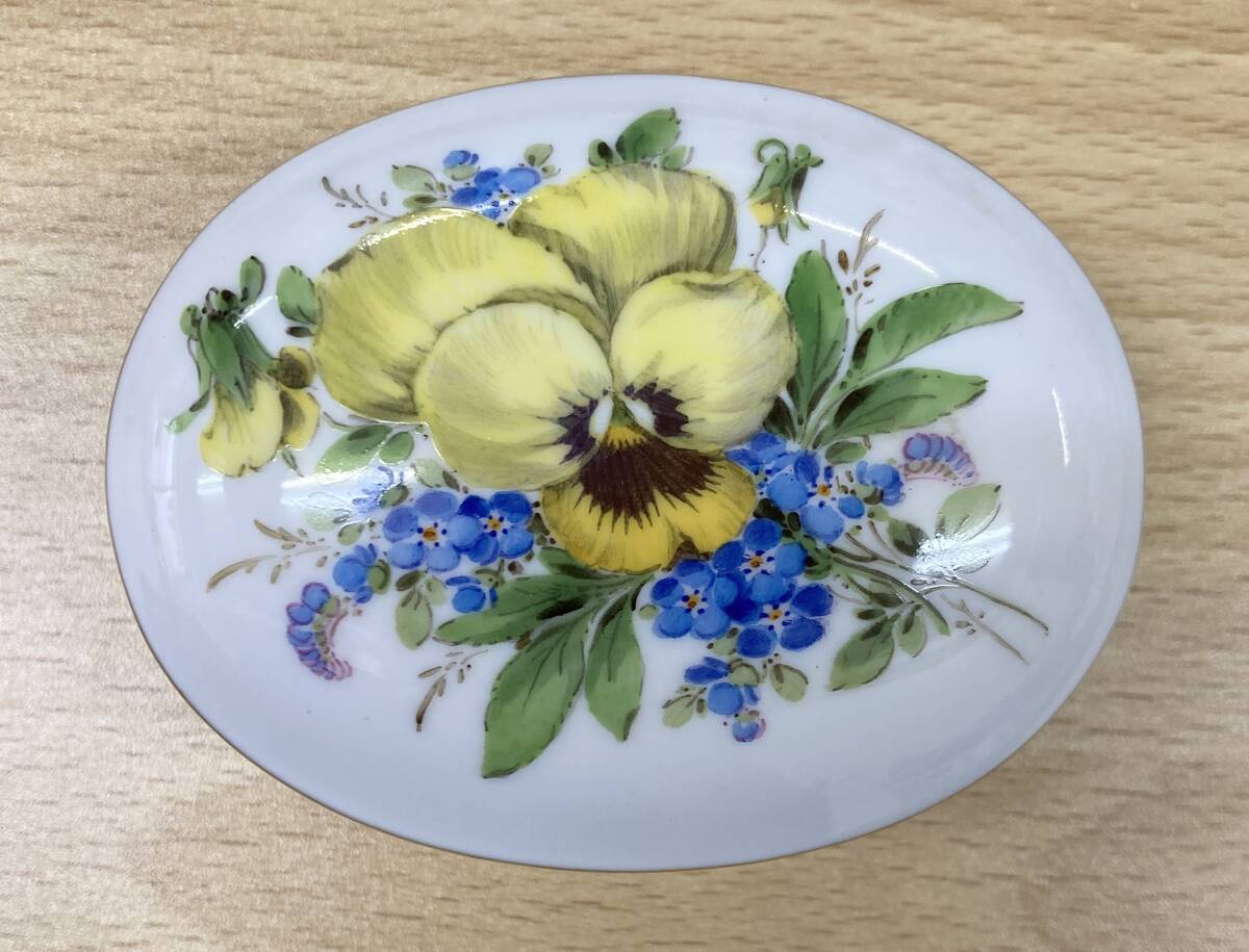 Yahoo!オークション -「マイセン 小物入れ」の落札相場・落札価格