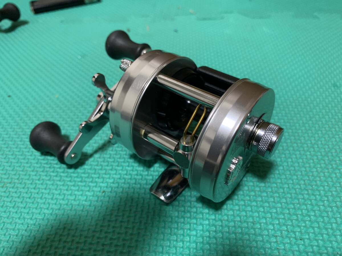 Yahoo!オークション -「1600c iar」(アブガルシア) (ベイトリール)の