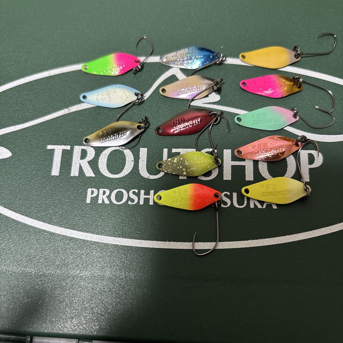 Yahoo!オークション -「ルアー オリカラ」の落札相場・落札価格