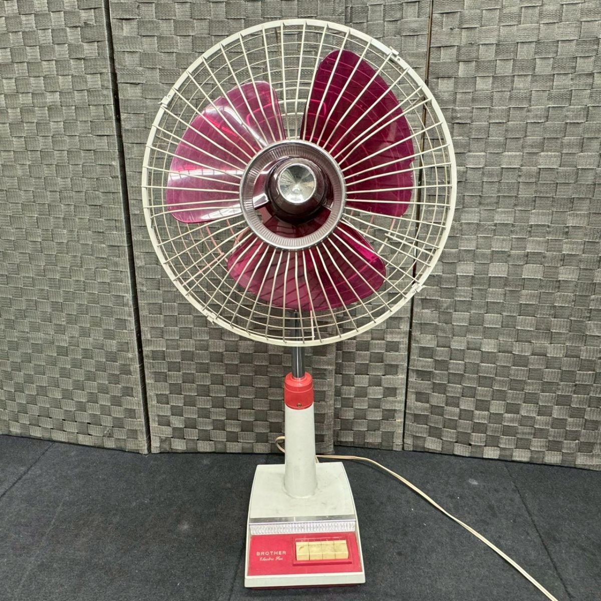 Yahoo!オークション -「扇風機 レトロ ピンク」の落札相場・落札価格