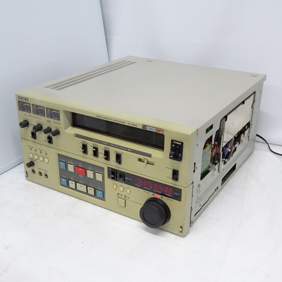 SONY Uマチック VO 290 ビデオレコーダー 中古ジャンク品の出品です