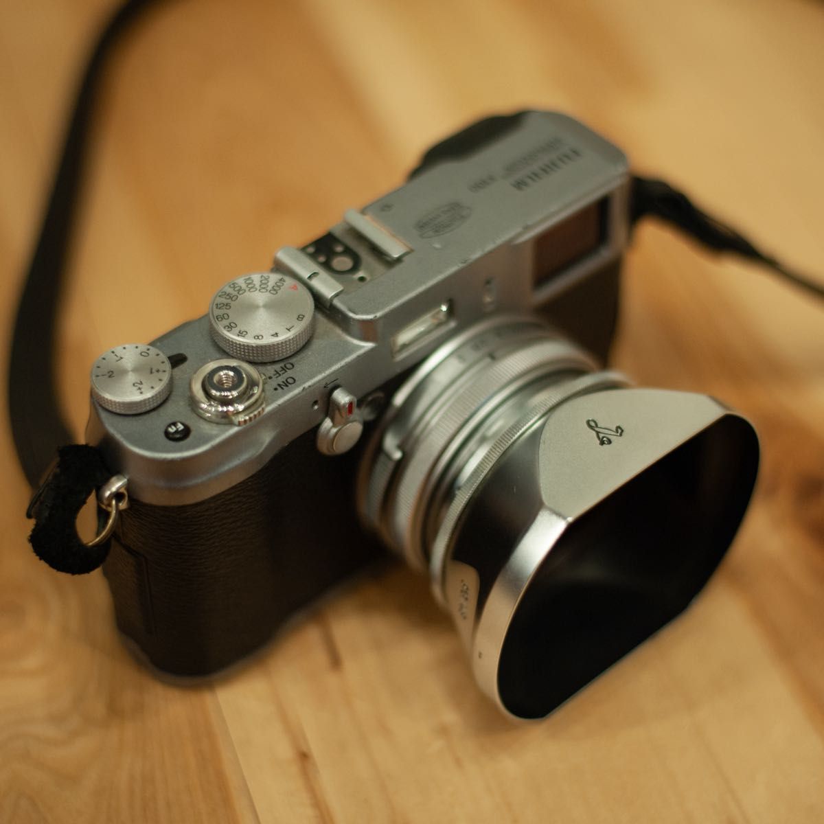 Leica Summicron F2 沈胴 激レア ねじ込みレンズフード｜Yahoo!フリマ