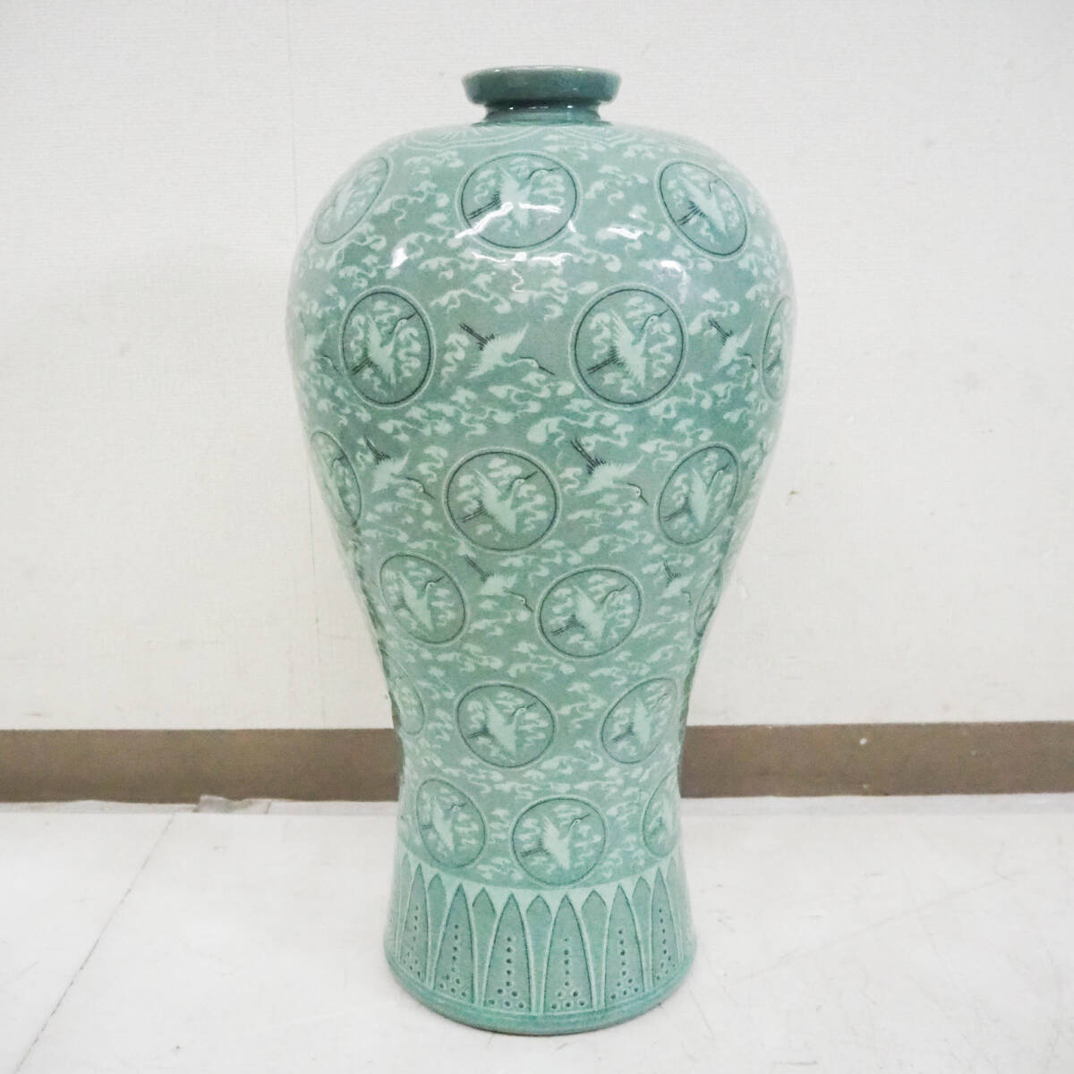 Yahoo!オークション -「高麗青磁雲鶴象嵌梅瓶」の落札相場・落札価格