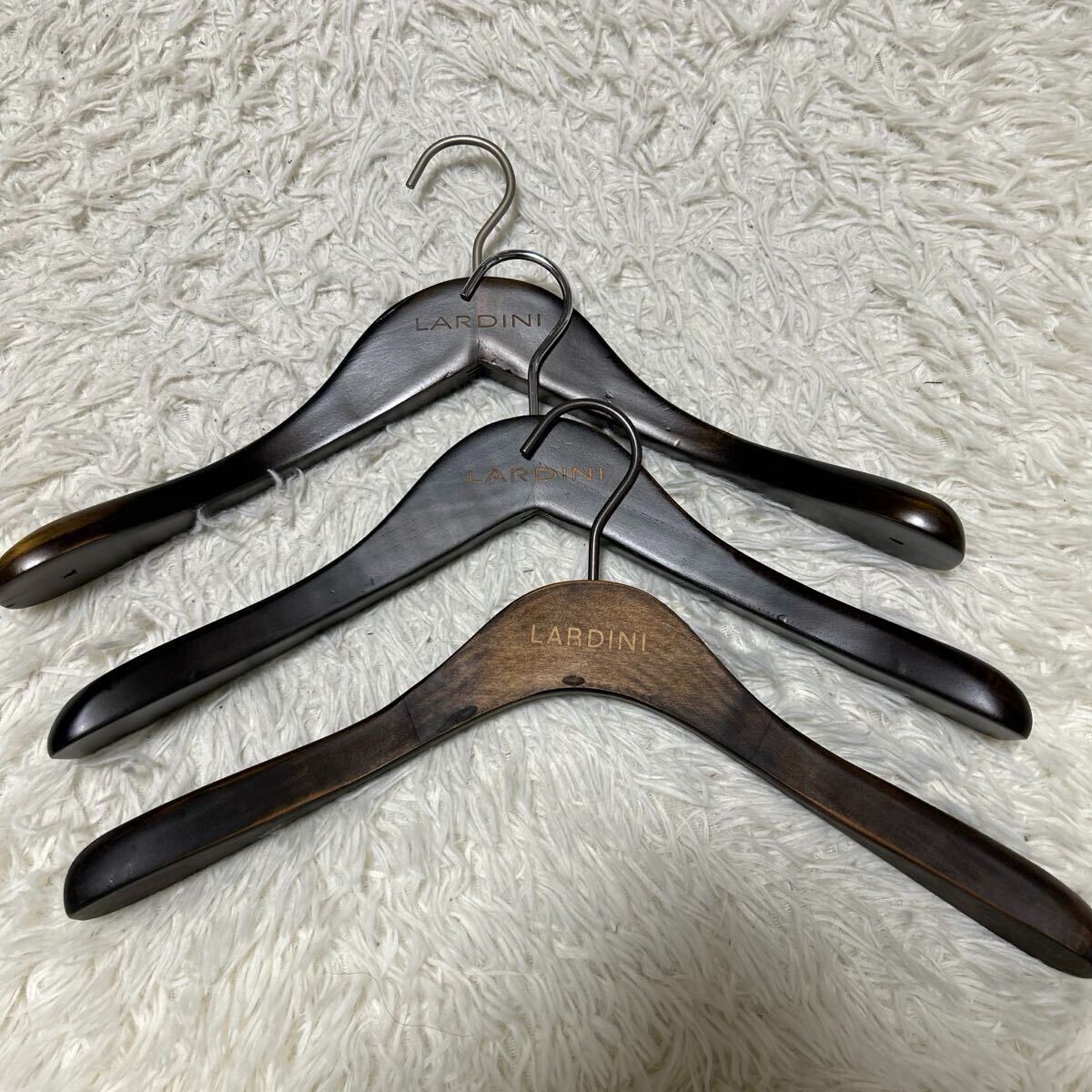 Yahoo!オークション -「lardini ラルディーニ」(ハンガー) (家庭用品