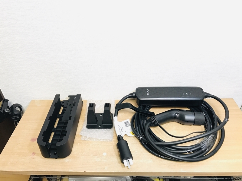 Yahoo!オークション -「byd 充電ケーブル」の落札相場・落札価格